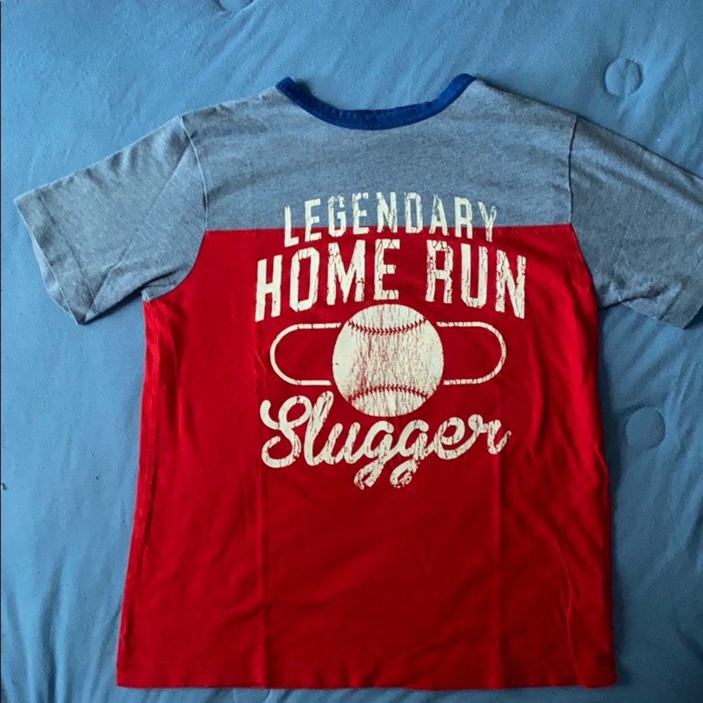 Children place t shirt